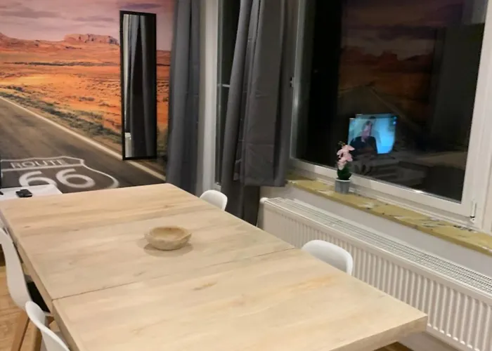 Mainpark Apartment 4 Schlafzimmer Bis Zu 10 Personen Direkt Ueber Aschaffapartment Bei Aschaffenburg