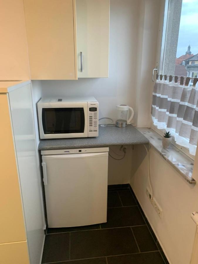 Mainpark 4 Schlafzimmer Bis Zu 10 Personen Direkt Ueber Aschaffapartment Bei Aschaffenburg Apartment *