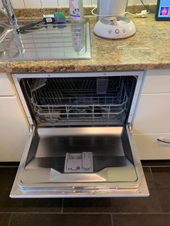 Apartment Mainpark 4 Schlafzimmer Bis Zu 10 Personen Direkt Ueber Aschaffapartment Bei Aschaffenburg *