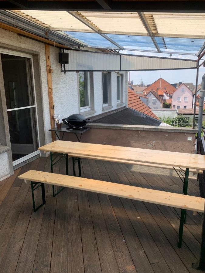 Apartment Mainpark 4 Schlafzimmer Bis Zu 10 Personen Direkt Ueber Aschaffapartment Bei Aschaffenburg