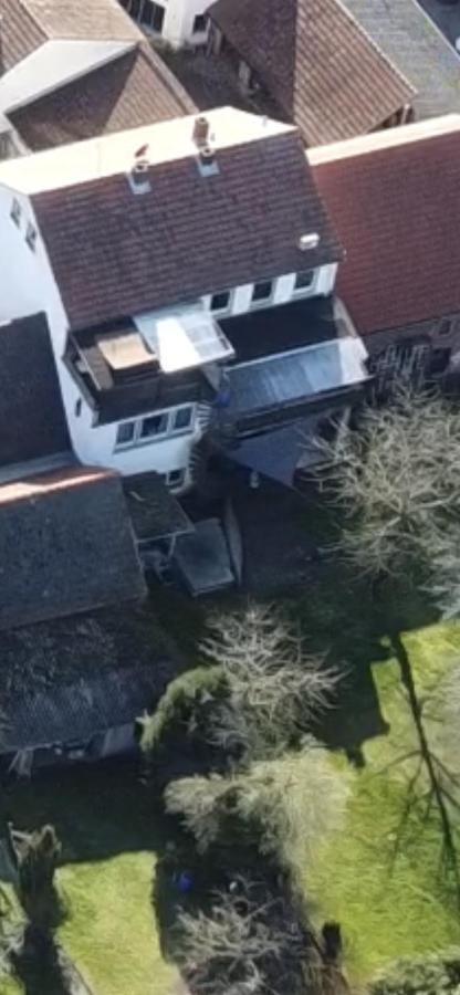 Mainpark 4 Schlafzimmer Bis Zu 10 Personen Direkt Ueber Aschaffapartment Bei Aschaffenburg